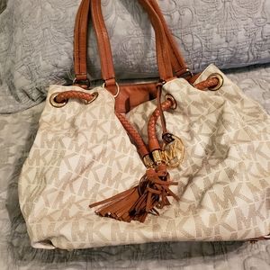 Michael Kors Shoulder Bag